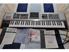 Roland Fantom X6 Synthesiser in immaculate condition